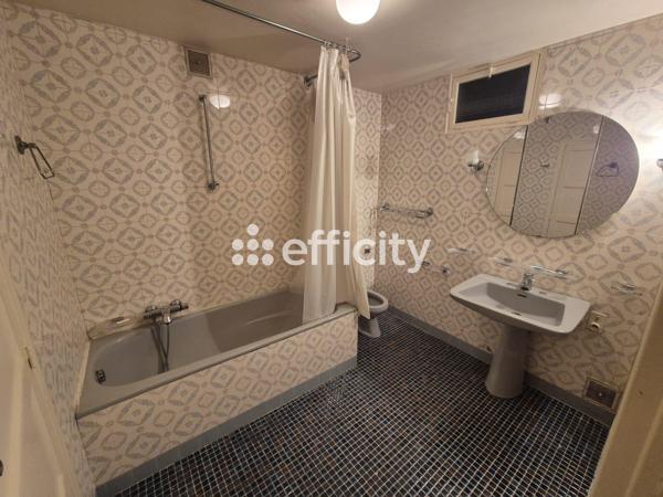 Maison 6 pièces - 231 m²