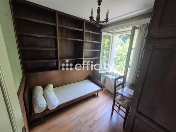 Maison 6 pièces - 231 m²