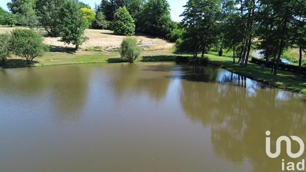 Terrain à vendre 14 490 m² Saint-Denis-de-Jouhet