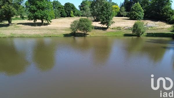 Terrain à vendre 14 490 m² Saint-Denis-de-Jouhet