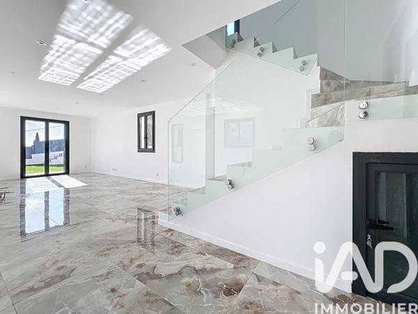 Maison à vendre 4 pièces 121 m² Toulon
