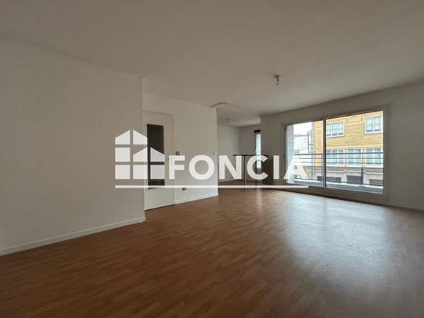 Location Appartement 3 pièces 72.9 m² - 7 AVENUE DE VARSOVIE PORTE 105 Lens 62300