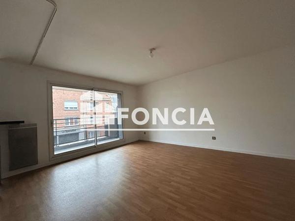Location Appartement 3 pièces 72.9 m² - 7 AVENUE DE VARSOVIE PORTE 105 Lens 62300