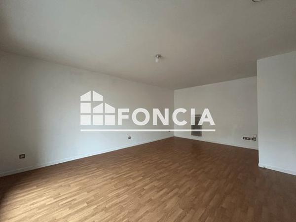 Location Appartement 3 pièces 72.9 m² - 7 AVENUE DE VARSOVIE PORTE 105 Lens 62300