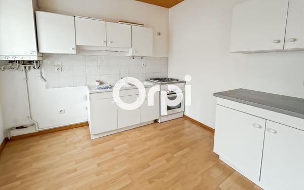 Appartement à louer    4 pièces •  Saint-Symphorien-sur-Coise