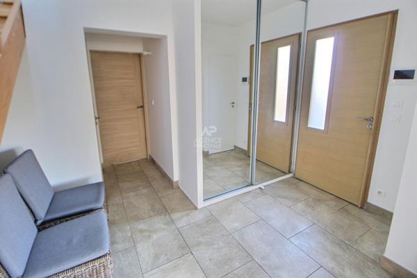 Maison familiale Vernouillet €499 000 ** - Référence 1073