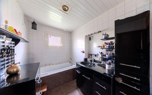 Maison à vendre    5 pièces • 156 m2 Viterne