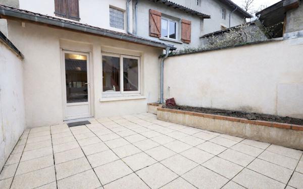 Maison à vendre    4 pièces •  Montluel