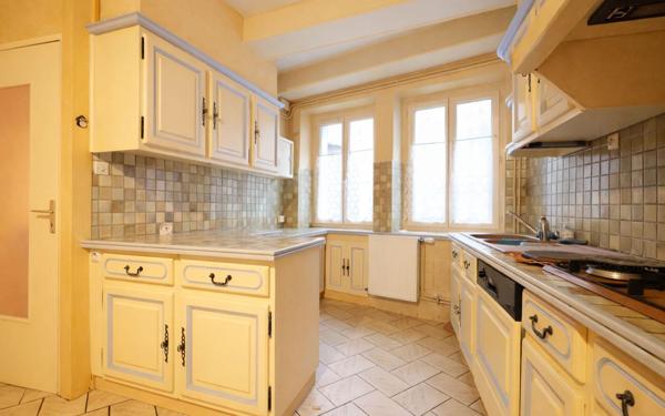 Maison à vendre    4 pièces •  Montluel