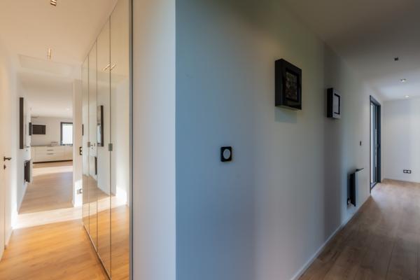 VILLA CONTEMPORAINE DE PLAIN-PIED AVEC PISCINE À ANGRESSE