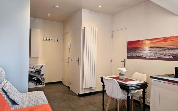 Appartement à louer    2 pièces •  Suresnes