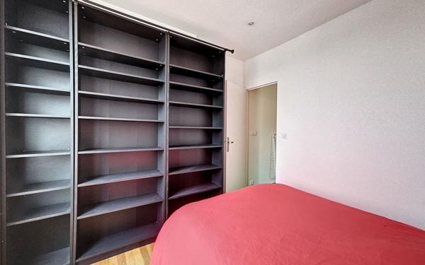 Appartement à louer    2 pièces •  Suresnes