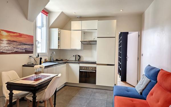 Appartement à louer    2 pièces •  Suresnes