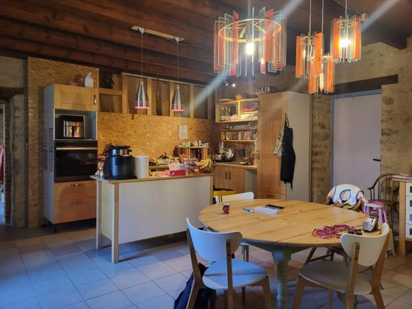 Propriete à vendre 10 pièces AUBIGNY (79) Terrain 27 715 m²