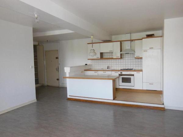 Appartement à louer 3 pièces 63.79m²