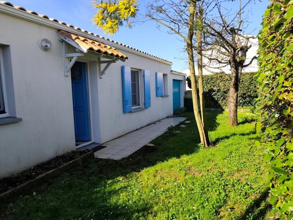 Maison à vendre 3 pièces MARENNES (17)