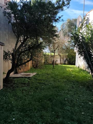 Maison à vendre 3 pièces MARENNES (17)