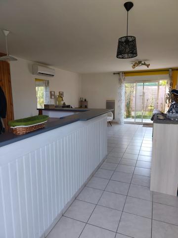 Maison à vendre 3 pièces MARENNES (17)