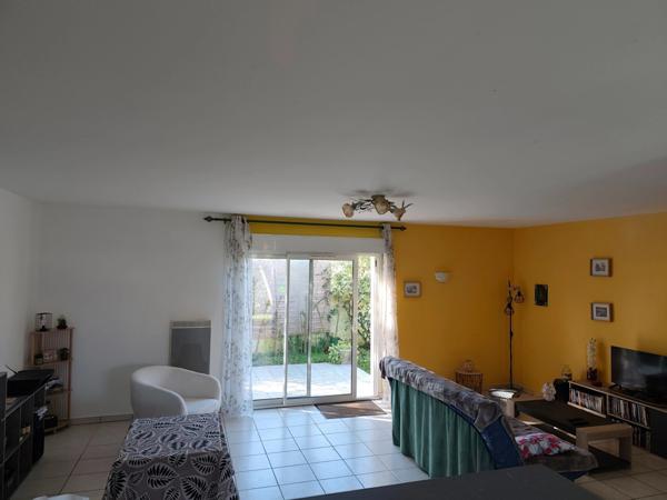 Maison à vendre 3 pièces MARENNES (17)