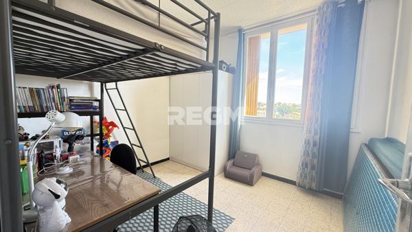 Appartement 4 pièces de 67 m² avec cave et parking privé