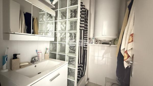 Appartement 4 pièces de 67 m² avec cave et parking privé