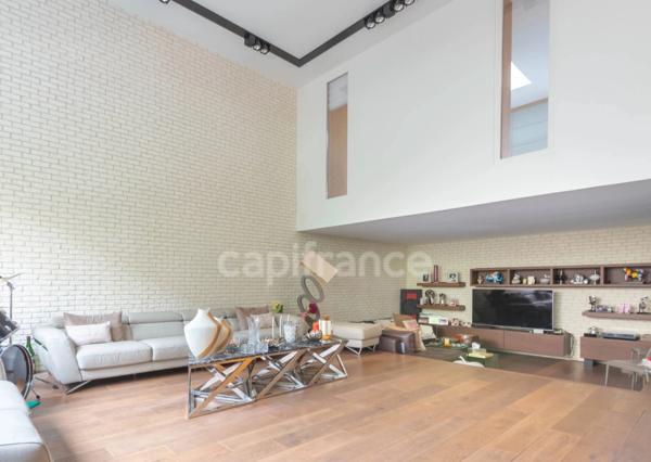 Maison à vendre 6 pièces COURBEVOIE (92)
