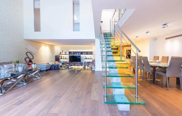 Maison à vendre 6 pièces COURBEVOIE (92)