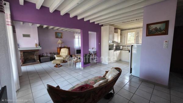 Maison plain-pied 90 m² – Terrain 2400 m² – Piscine – Sous-sol complet – Vue dégagée – Aurec-sur-Loire