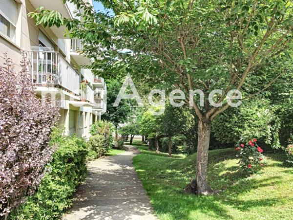Appartement à FLINS-SUR-SEINE, 78410 - 5 pièces 91m²