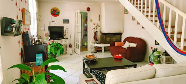 MONT-DE-MARSAN  MAISON TRADITIONNELLE AVEC PISCINE & PANNEAUX SOLAIRES  135 m²