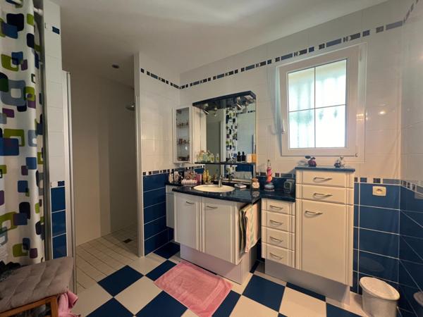 Rare  Une adresse privilégiée sur Larçay et aux portes de Saint Avertin vous attend!!