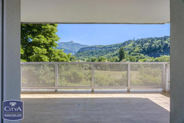 Appartement à vendre 3 pièces 65.37m² Chambéry (73000)