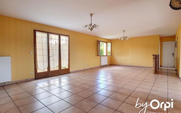 Maison à vendre    7 pièces • 166 m2 Pionsat