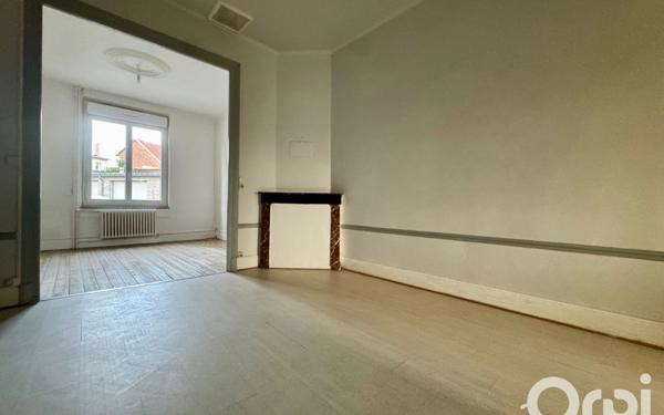 Maison à vendre    5 pièces • 115 m2 Saint-Quentin