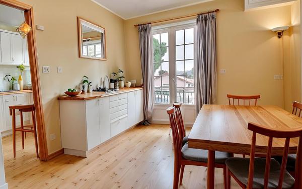 Maison à vendre    3 pièces • 60 m2 Marseille 9