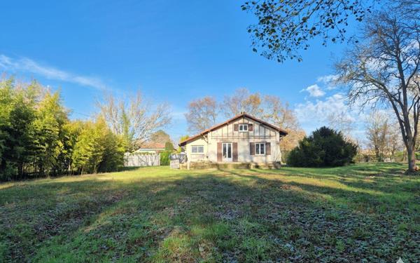Maison à vendre    4 pièces •  Garrosse