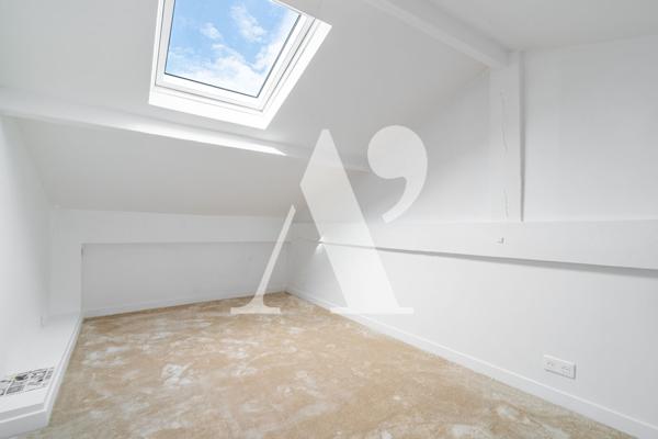 LOFT EN DUPLEX A USAGE MIXTE REFAIT A NEUF - 20è Arrondissement - Paris