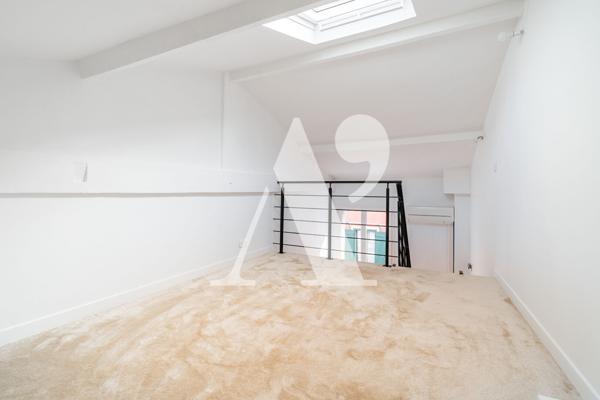 LOFT EN DUPLEX A USAGE MIXTE REFAIT A NEUF - 20è Arrondissement - Paris