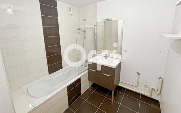 Appartement à louer    2 pièces • 47 m2 Saint-Martin-Boulogne