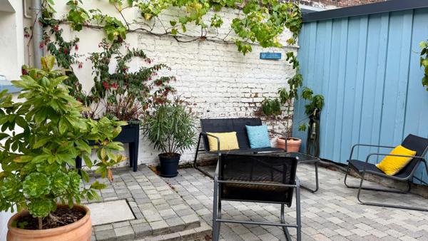 EXCLUSIVITÉ – Maison pleine de charme avec jardin, garage et confort moderne