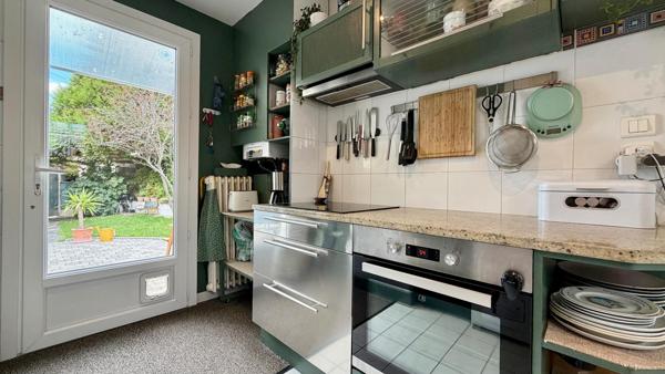 EXCLUSIVITÉ – Maison pleine de charme avec jardin, garage et confort moderne