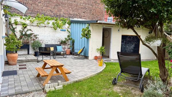 EXCLUSIVITÉ – Maison pleine de charme avec jardin, garage et confort moderne