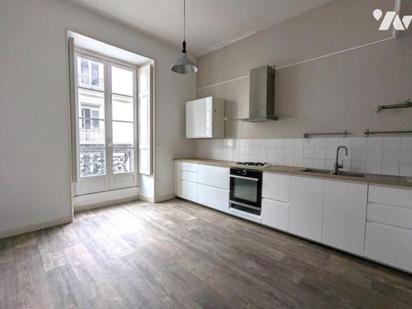 BUREAUX - COPERNIC - 156 M² - NANTES