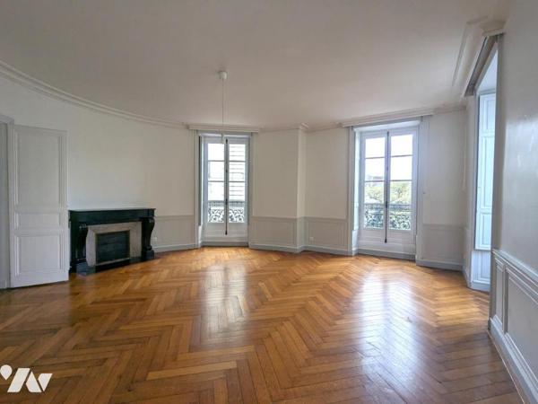 BUREAUX - COPERNIC - 156 M² - NANTES