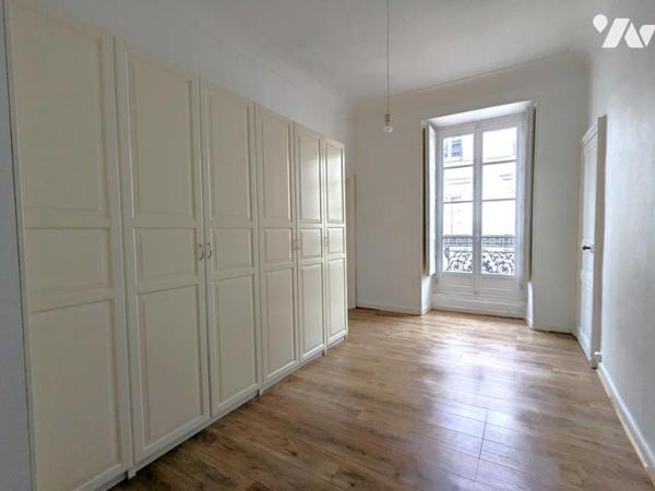 BUREAUX - COPERNIC - 156 M² - NANTES