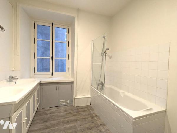 BUREAUX - COPERNIC - 156 M² - NANTES