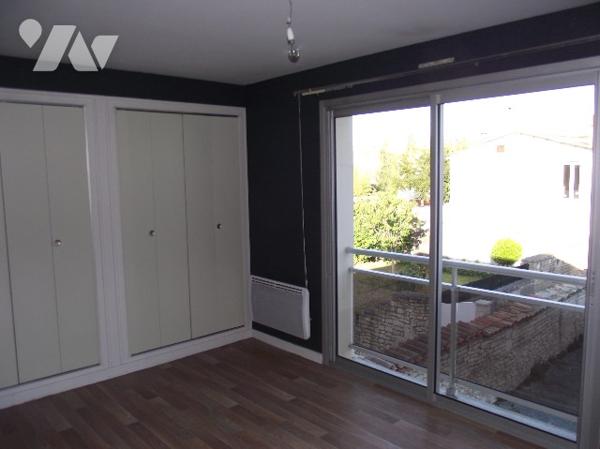Appartement à vendre à NIORT (79000)
