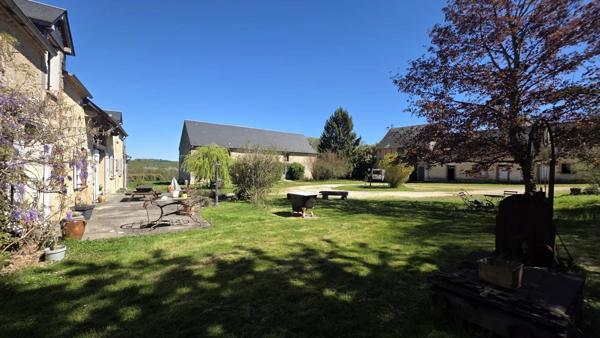 Vente Ferme 6 pièces 343 m2 à Aubigny-sur-Nère