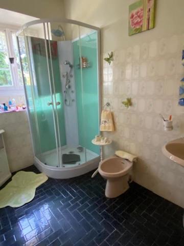 Corps de ferme en pierre 100 m2