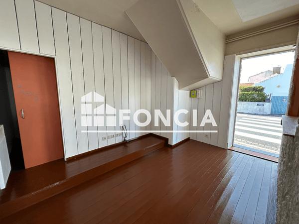 Location Local commercial 2 pièces 40 m² - 2 RUE DE LA POSTE Barbatre 85630
